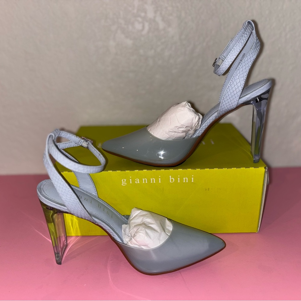 Gianni Bini Women’s 8 Lorynne2 Rue Blue Heels